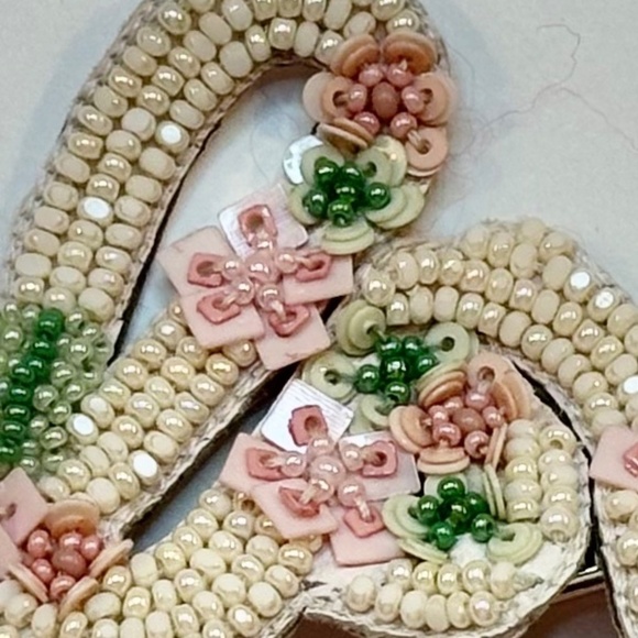 Anthropologie Rosette Love Brooch, White - Picture 3 of 5